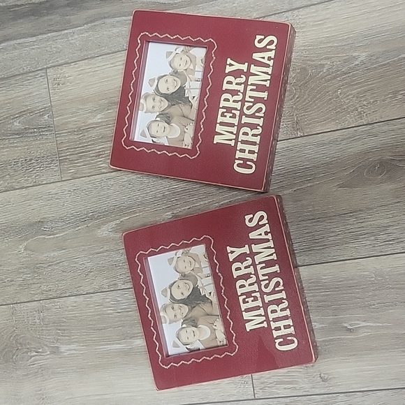 NWOT Two Red Wooden Merry Christmas Frames Gold Glitter - Picture 1 of 6